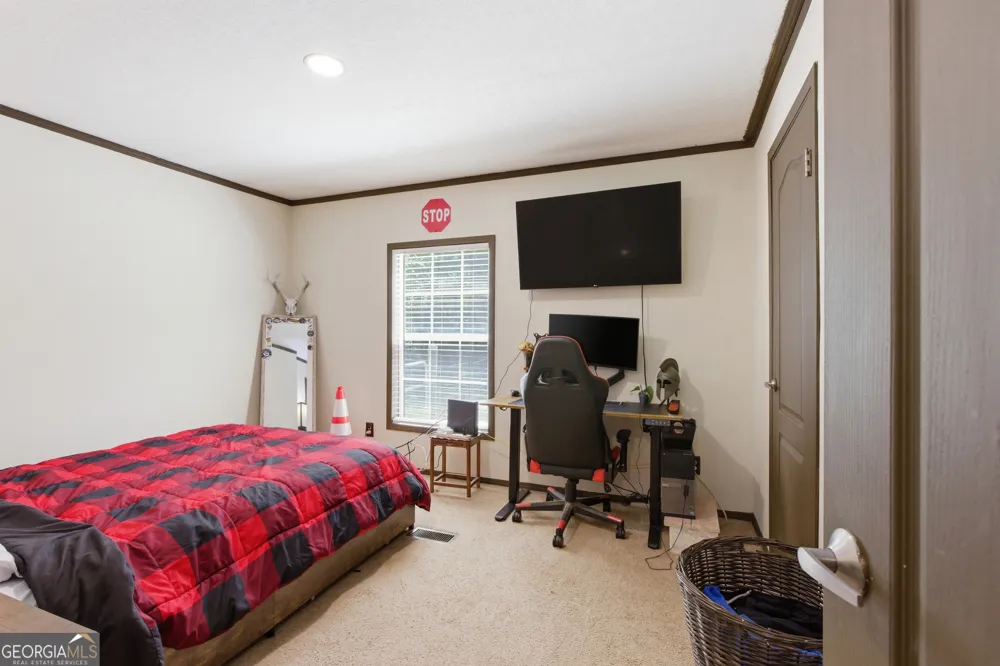 490 Gumlog Creek RD Martin, GA 30557