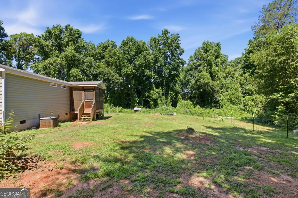 490 Gumlog Creek RD Martin, GA 30557