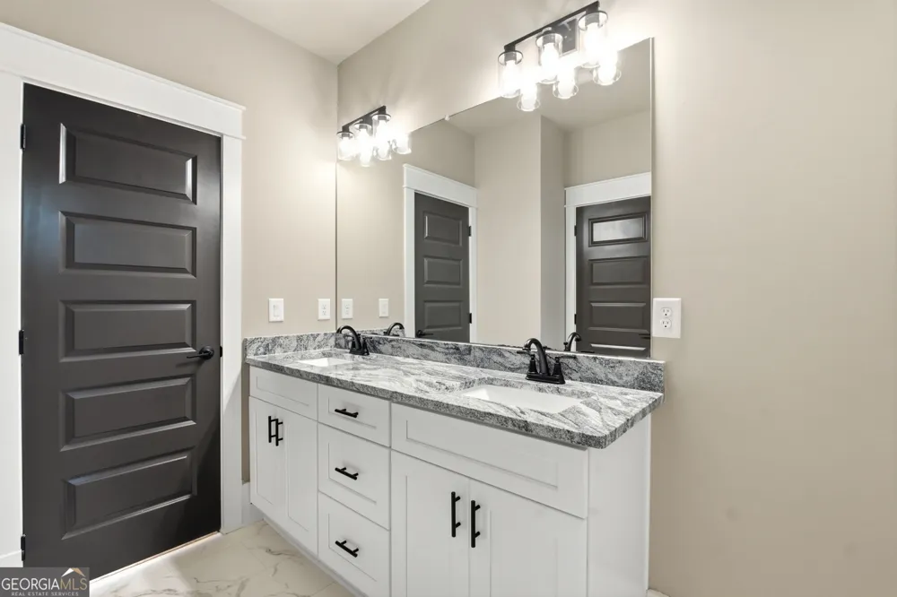 7381 Lazy Hammock WAY Flowery Branch, GA 30542