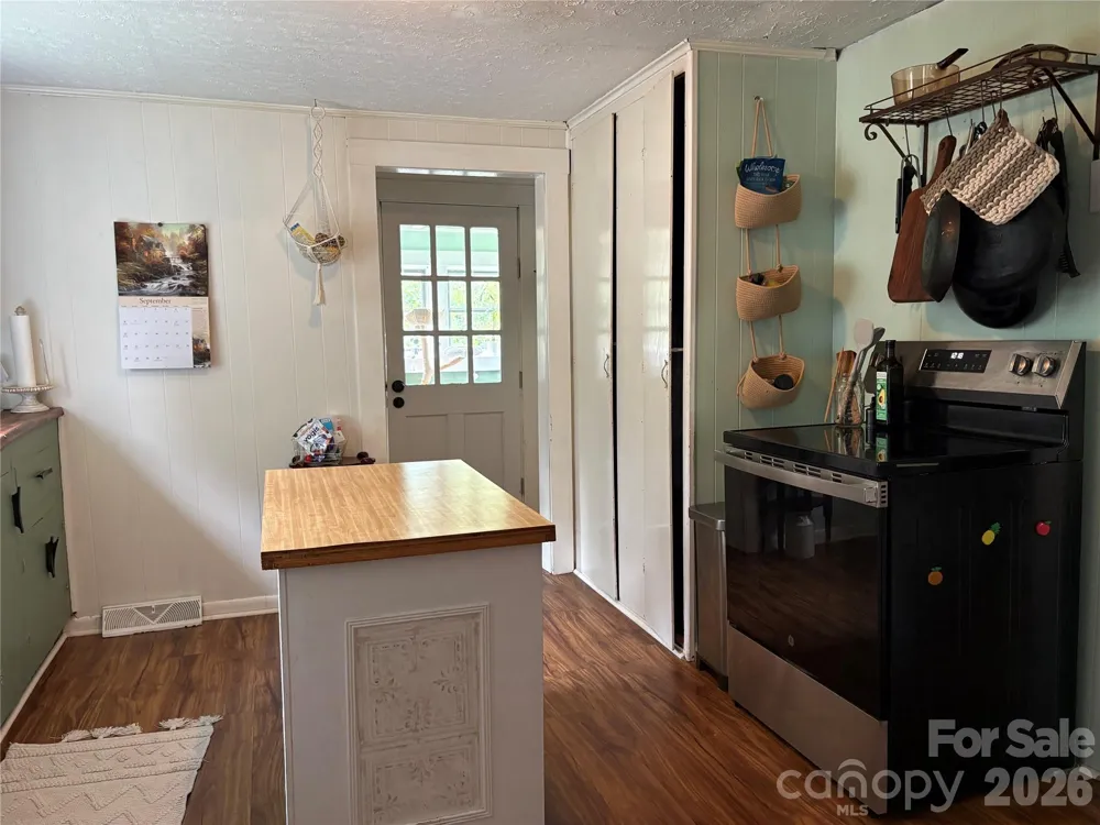 408 McCoy Cove Road Black Mountain, NC 28711