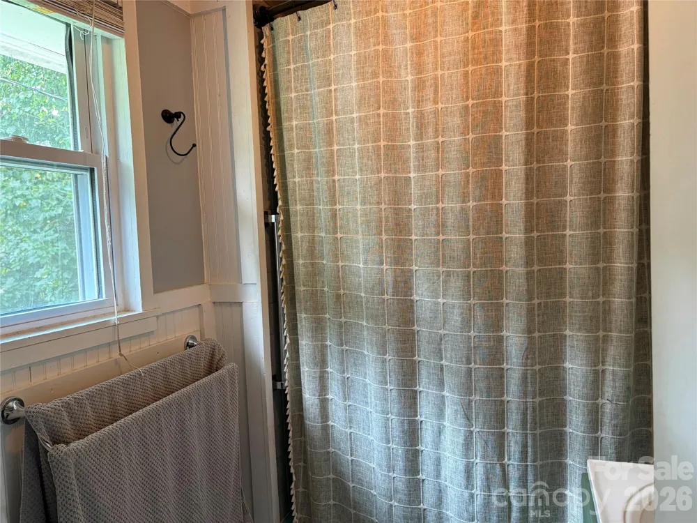 408 McCoy Cove Road Black Mountain, NC 28711