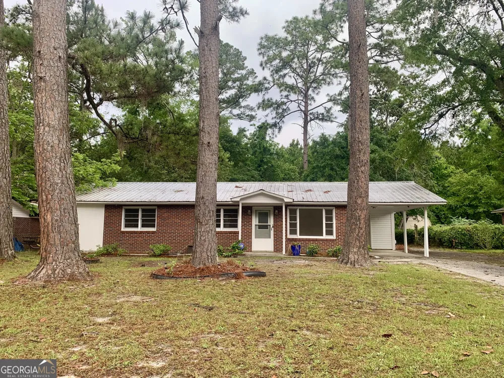 416 Rogers RD Hinesville, GA 31313