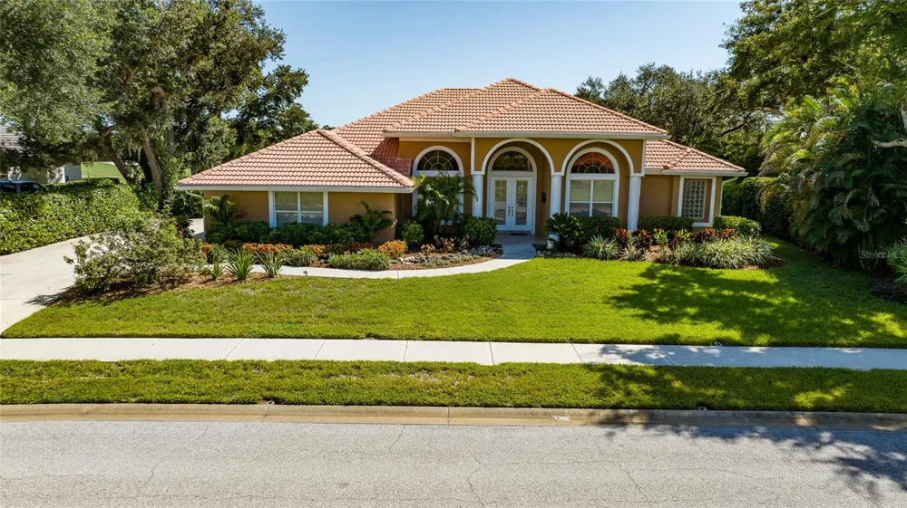 8437 EAGLE PRESERVE WAY Sarasota, FL 34241