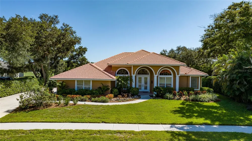 8437 EAGLE PRESERVE WAY Sarasota, FL 34241