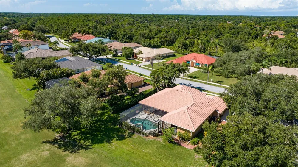 8437 EAGLE PRESERVE WAY Sarasota, FL 34241