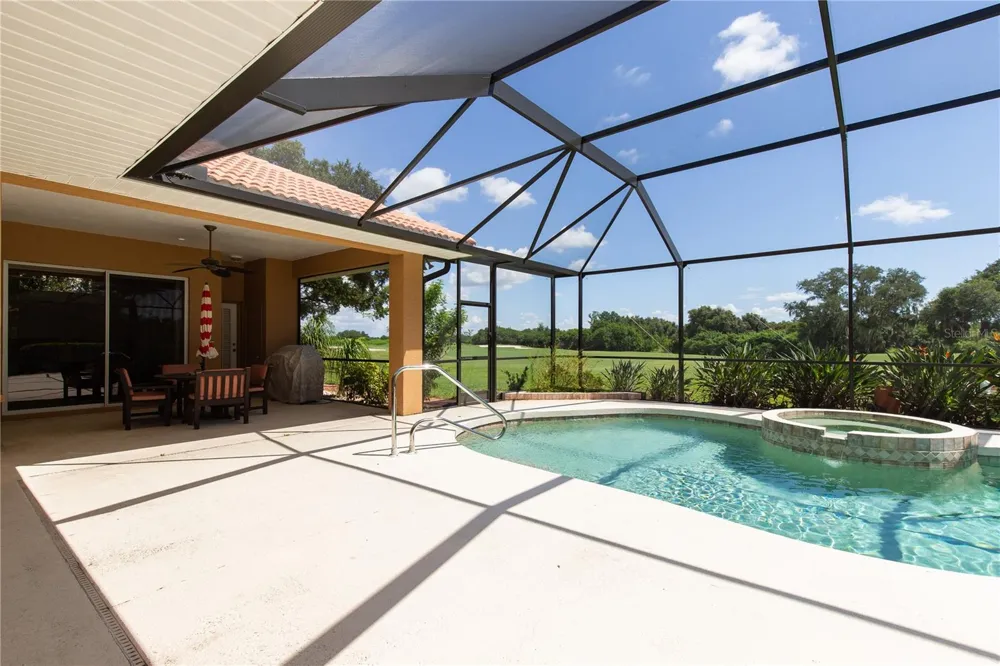 8437 EAGLE PRESERVE WAY Sarasota, FL 34241