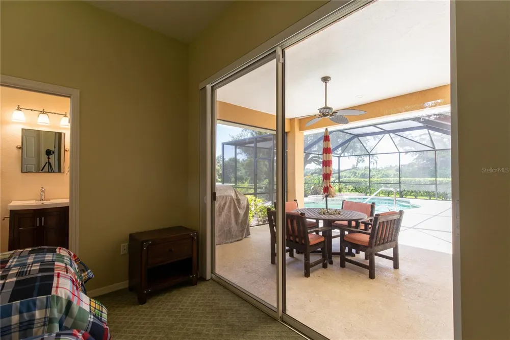 8437 EAGLE PRESERVE WAY Sarasota, FL 34241