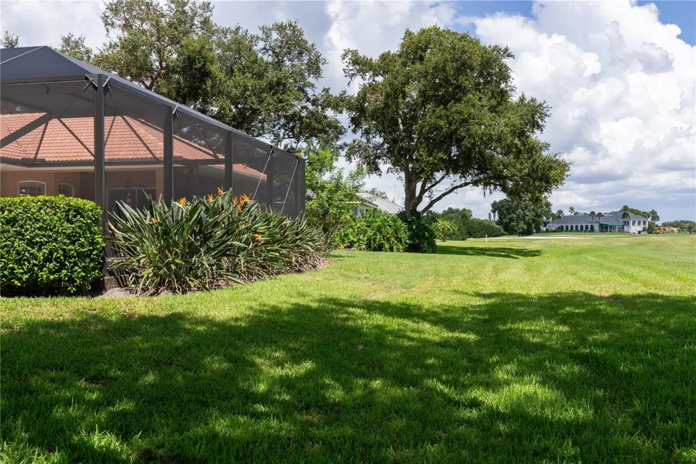 8437 EAGLE PRESERVE WAY Sarasota, FL 34241