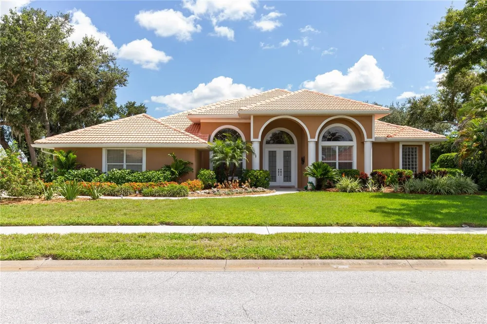 8437 EAGLE PRESERVE WAY Sarasota, FL 34241