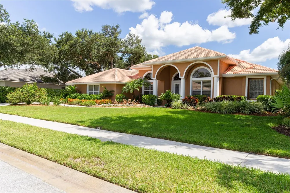 8437 EAGLE PRESERVE WAY Sarasota, FL 34241