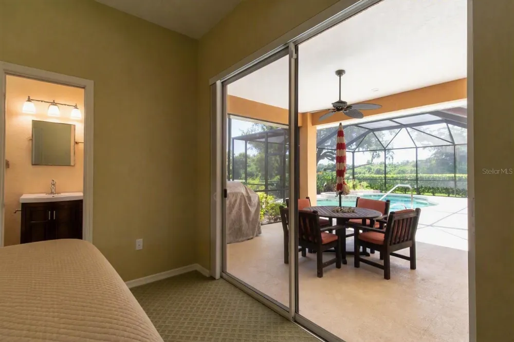 8437 EAGLE PRESERVE WAY Sarasota, FL 34241