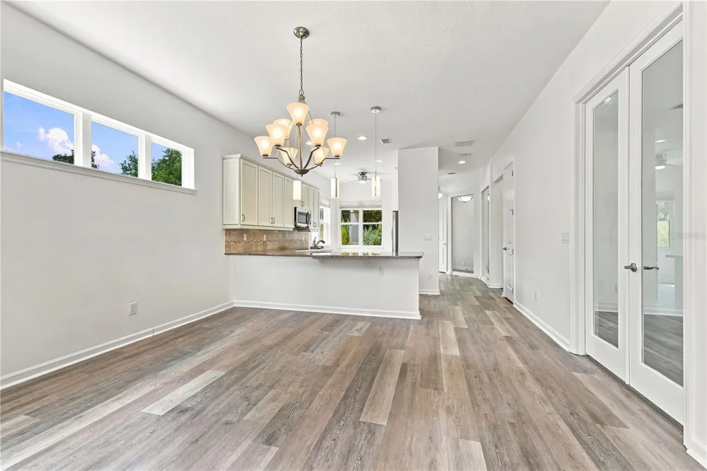 1051 GARDENSHIRE LANE Deland, FL 32724