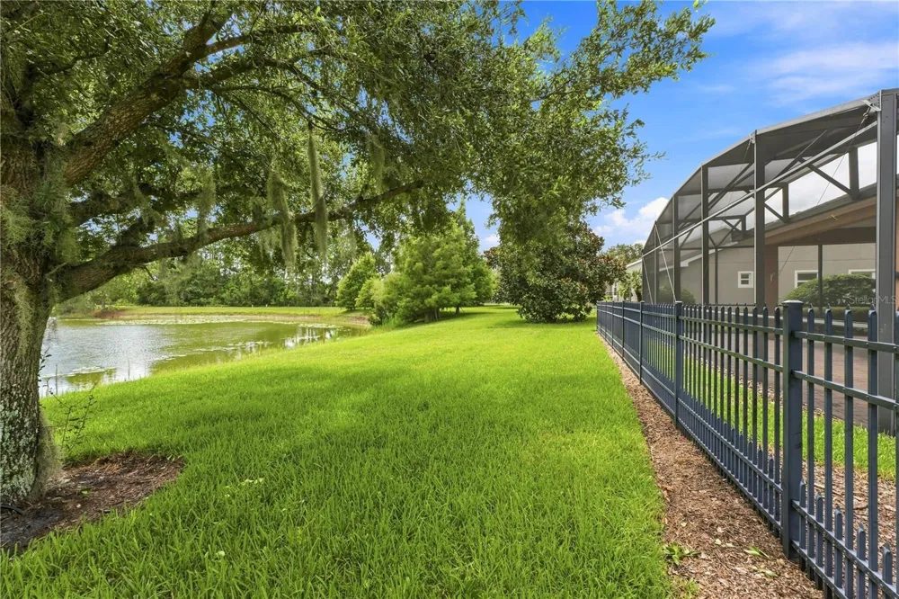 1051 GARDENSHIRE LANE Deland, FL 32724