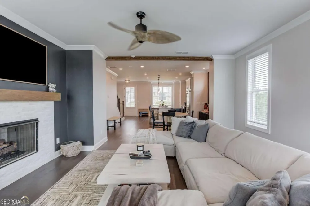 5217 Riden CT Buford, GA 30518