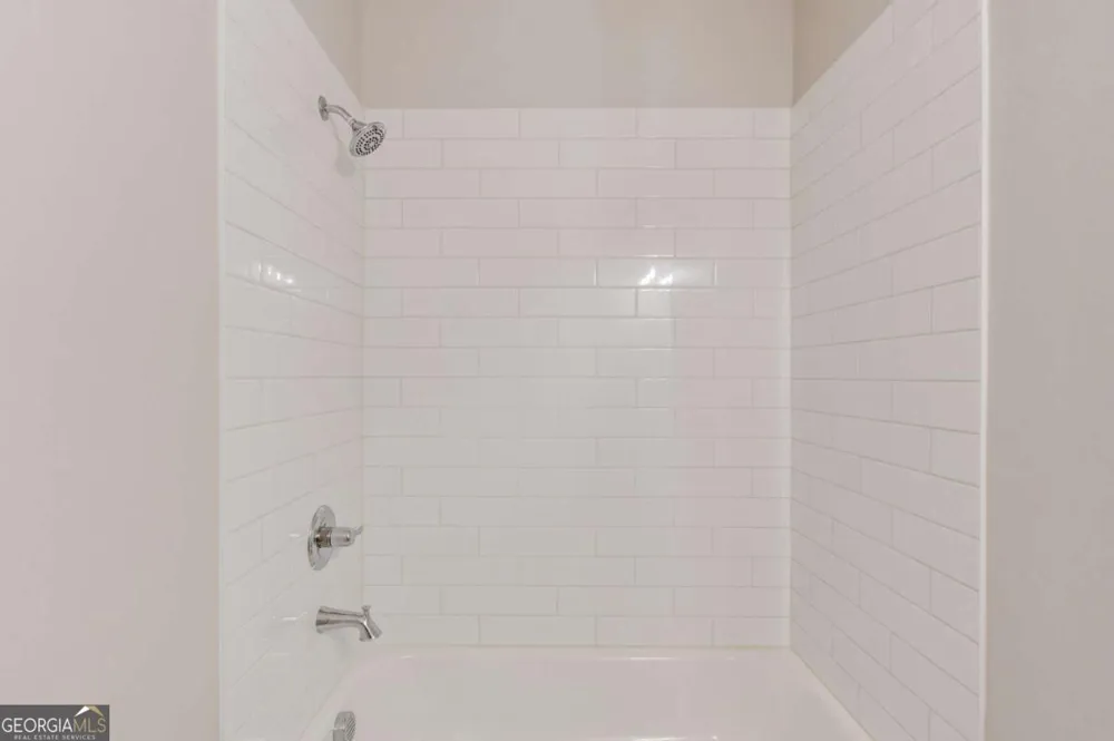 5217 Riden CT Buford, GA 30518