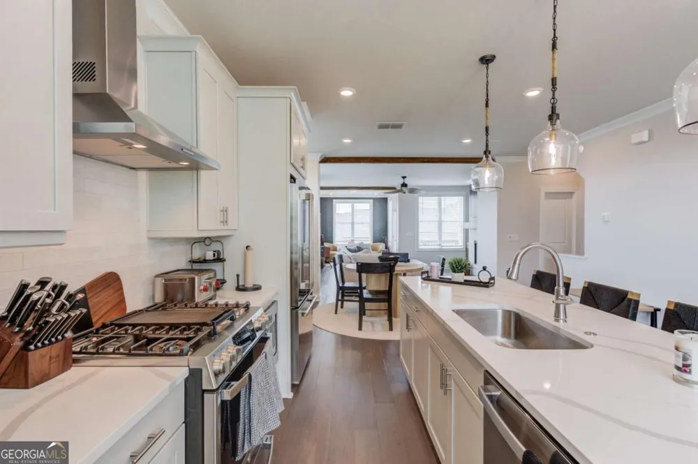 5217 Riden CT Buford, GA 30518
