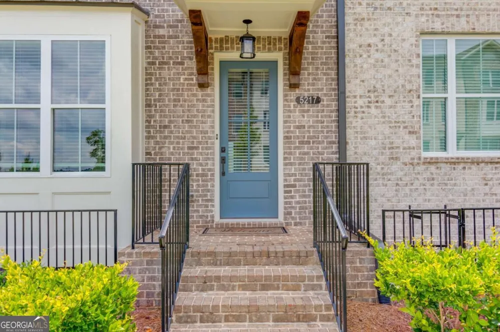 5217 Riden CT Buford, GA 30518