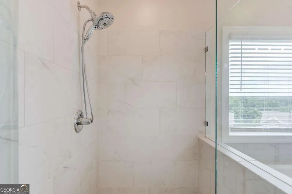 5217 Riden CT Buford, GA 30518