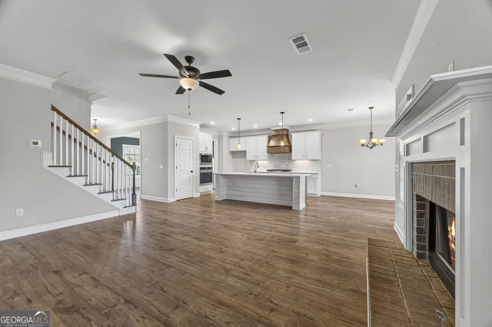2504 Creekside XING Monroe, GA 30656