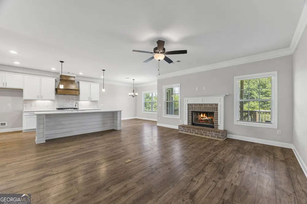 2504 Creekside XING Monroe, GA 30656