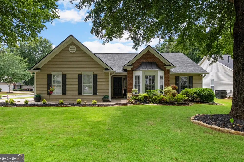 148 Lake Cove Approach Newnan, GA 30265