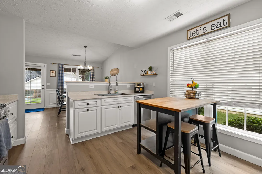 148 Lake Cove Approach Newnan, GA 30265