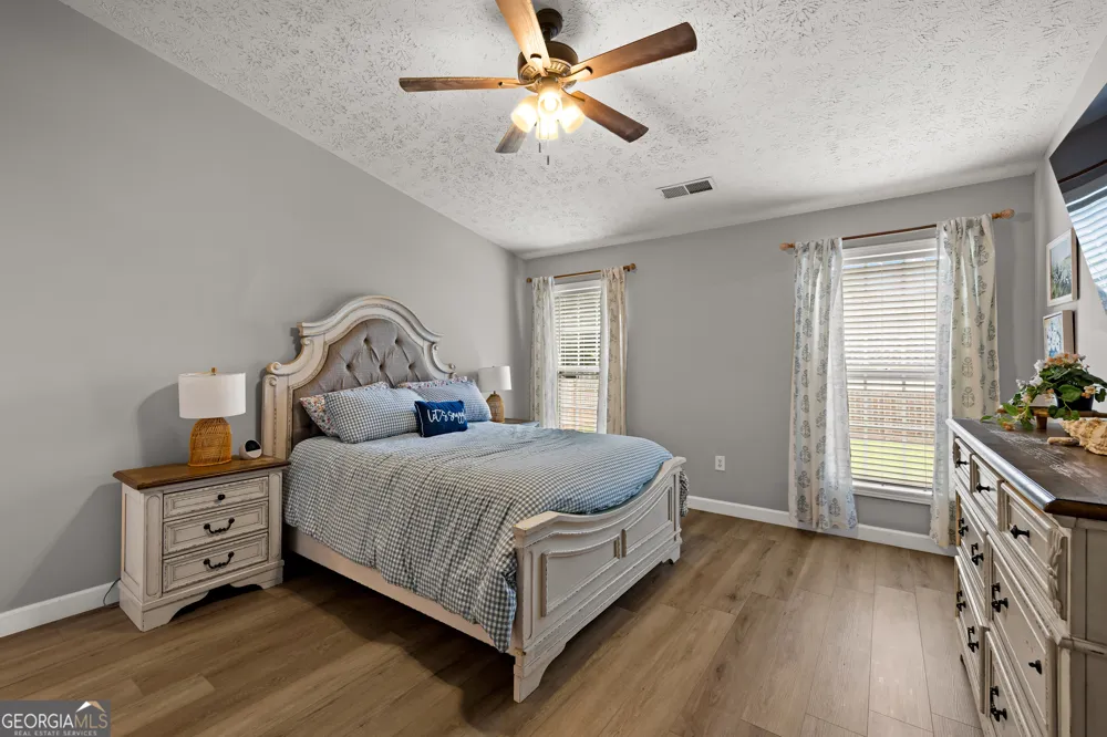 148 Lake Cove Approach Newnan, GA 30265
