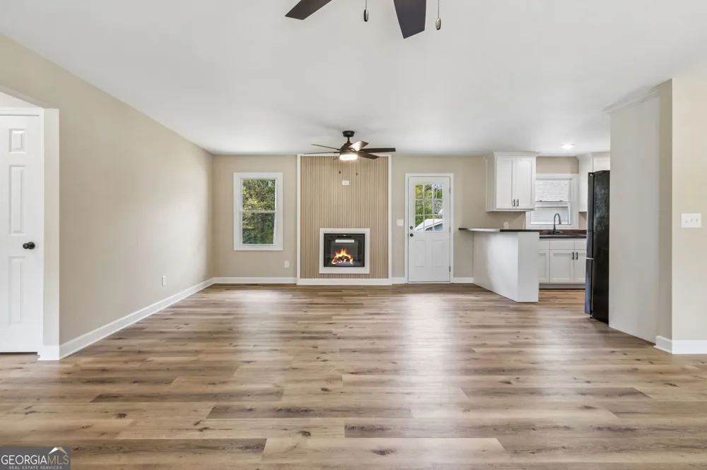 2526 Hamill DR Buford, GA 30519