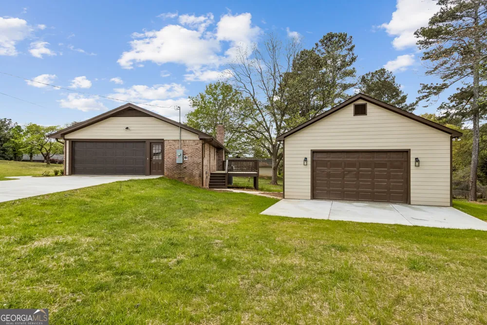 2526 Hamill DR Buford, GA 30519