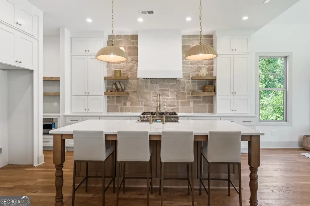 2091 Wilkie RD Alpharetta, GA 30004
