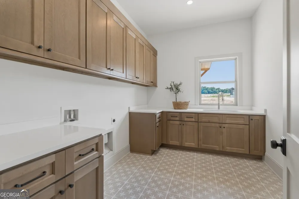 2091 Wilkie RD Alpharetta, GA 30004