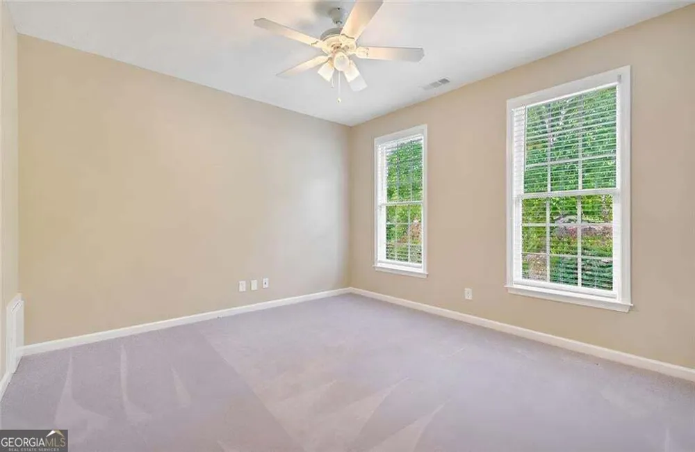 93 Overlook CIR Dawsonville, GA 30534