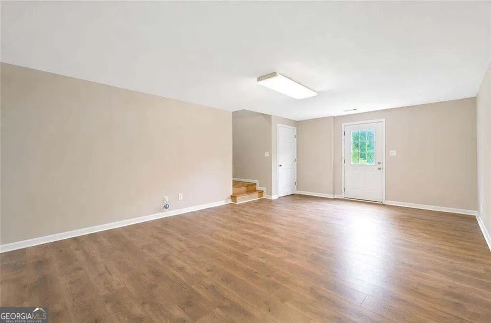 93 Overlook CIR Dawsonville, GA 30534