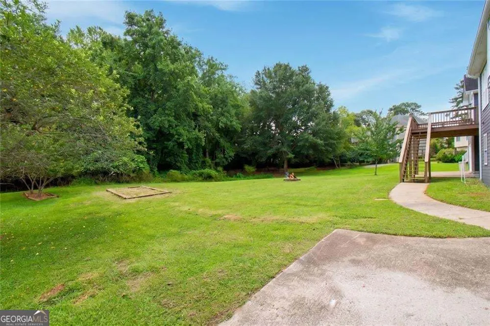 93 Overlook CIR Dawsonville, GA 30534