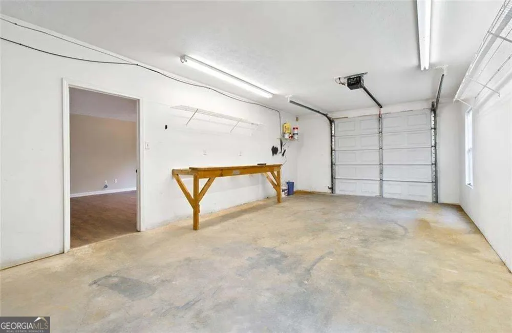 93 Overlook CIR Dawsonville, GA 30534