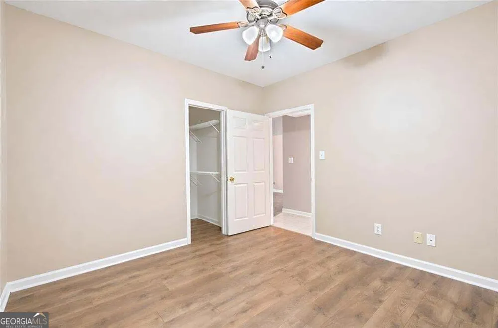 93 Overlook CIR Dawsonville, GA 30534