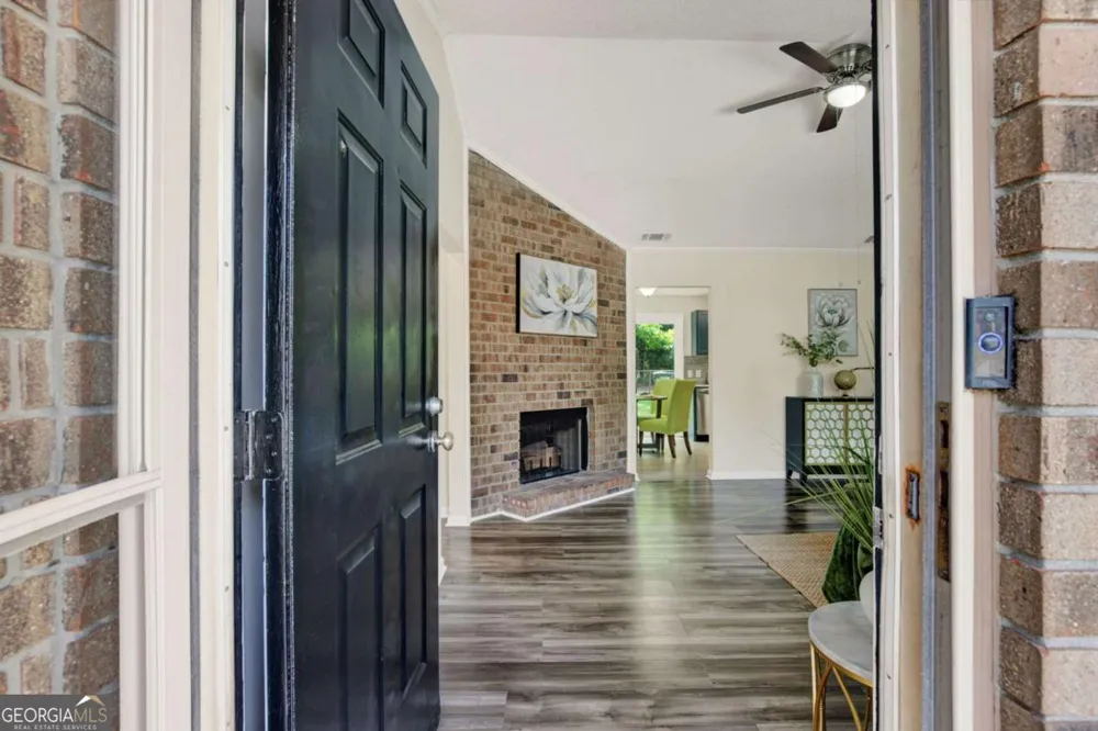 325 Forrest AVE Savannah, GA 31404