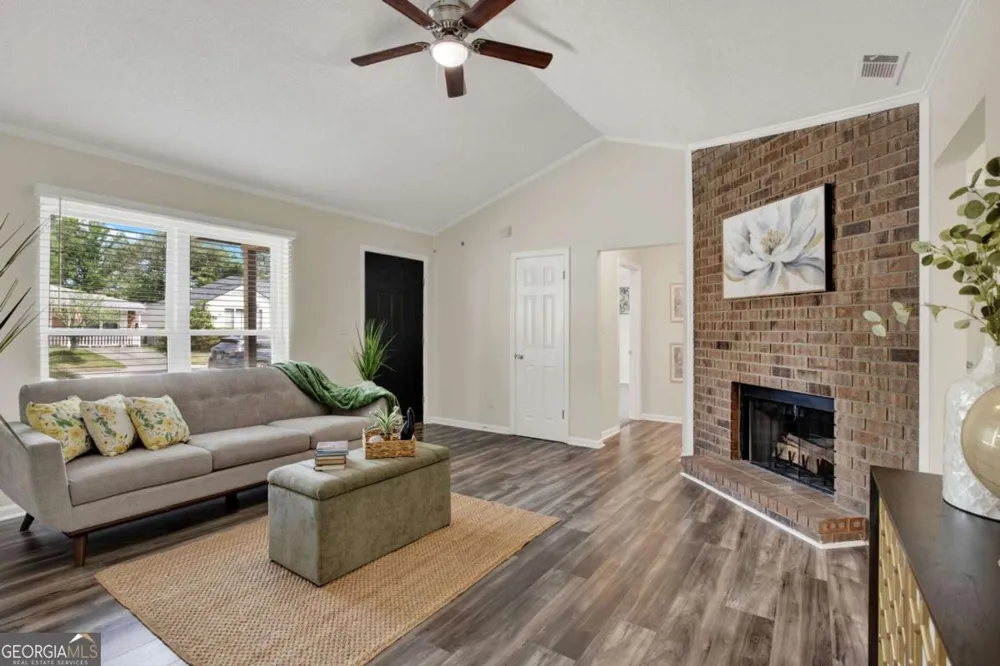 325 Forrest AVE Savannah, GA 31404