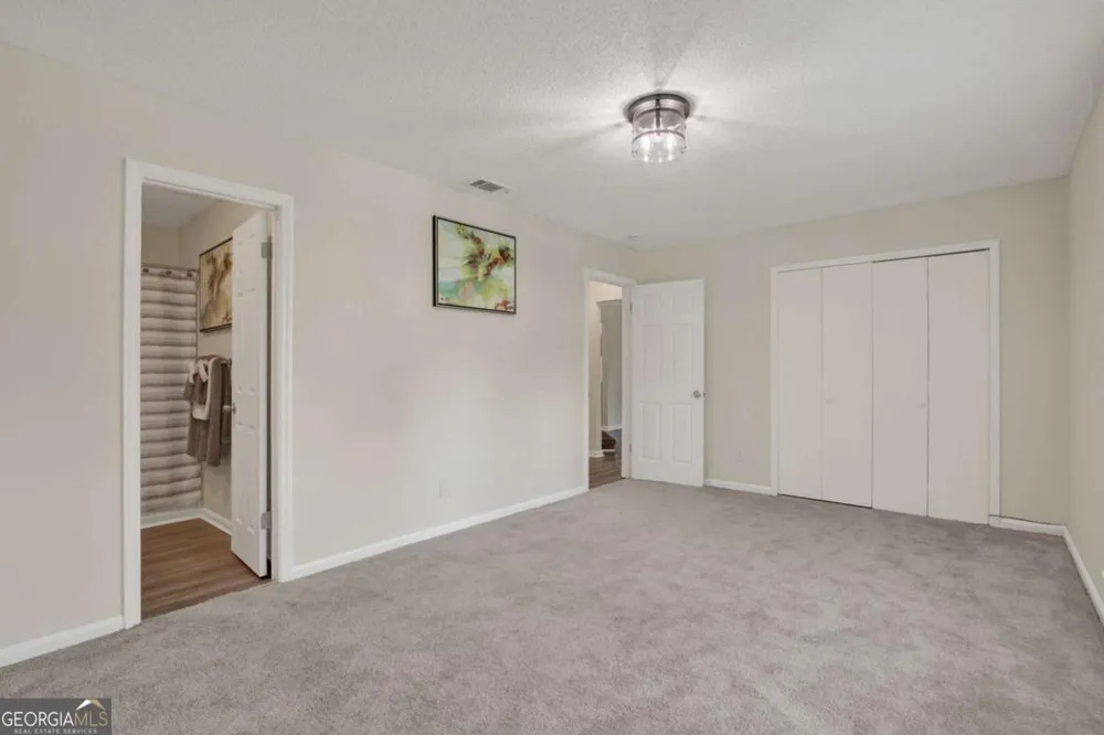 325 Forrest AVE Savannah, GA 31404