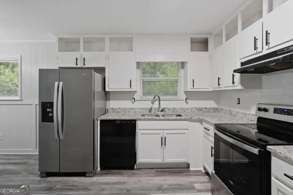 6005 Randy LN Ellenwood, GA 30294