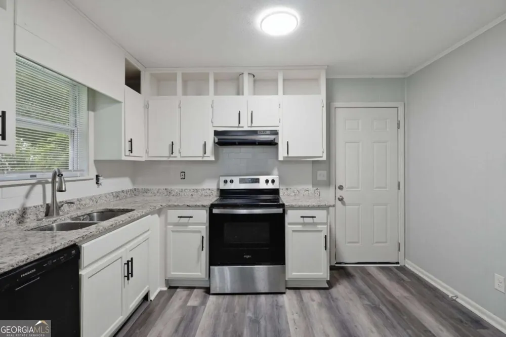 6005 Randy LN Ellenwood, GA 30294