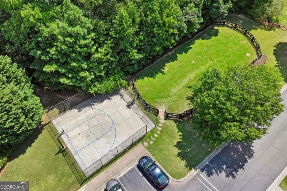 332 Azalea CIR Cumming, GA 30040