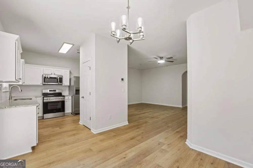 332 Azalea CIR Cumming, GA 30040