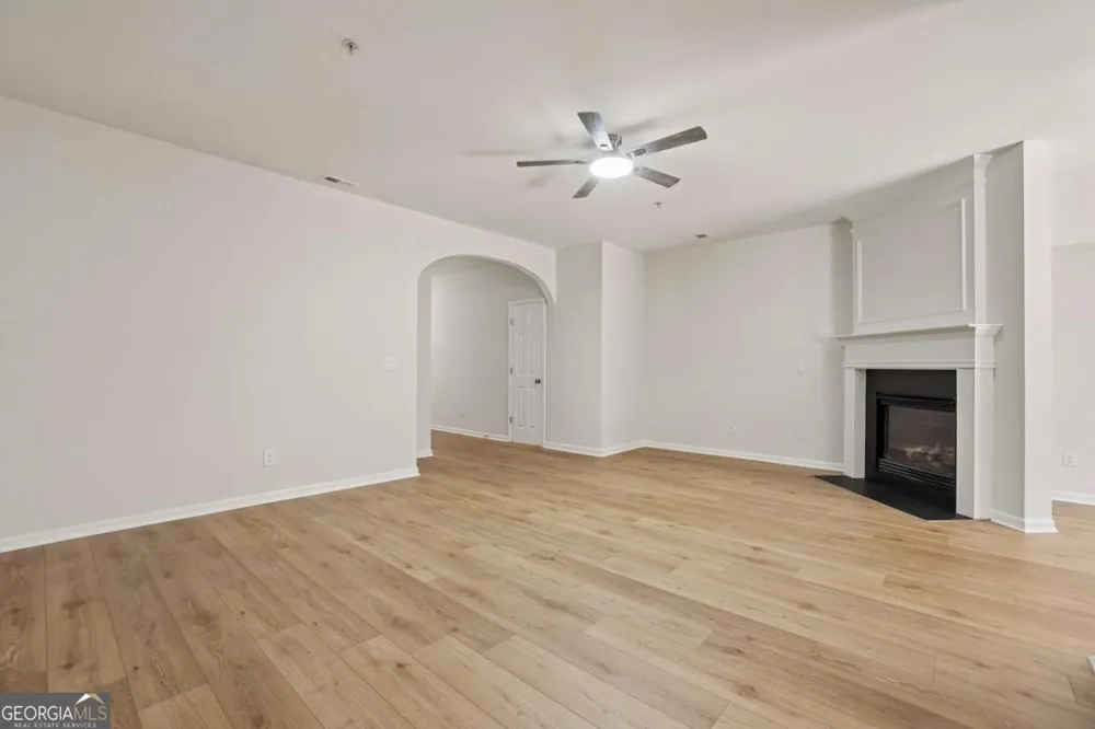 332 Azalea CIR Cumming, GA 30040