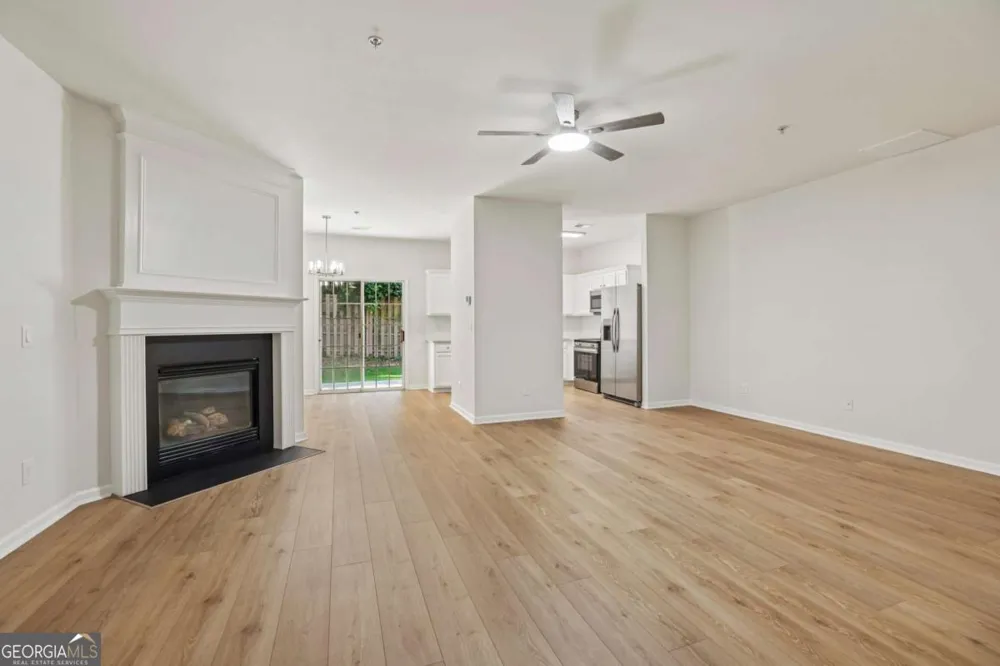 332 Azalea CIR Cumming, GA 30040