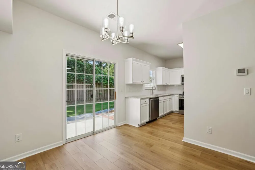 332 Azalea CIR Cumming, GA 30040
