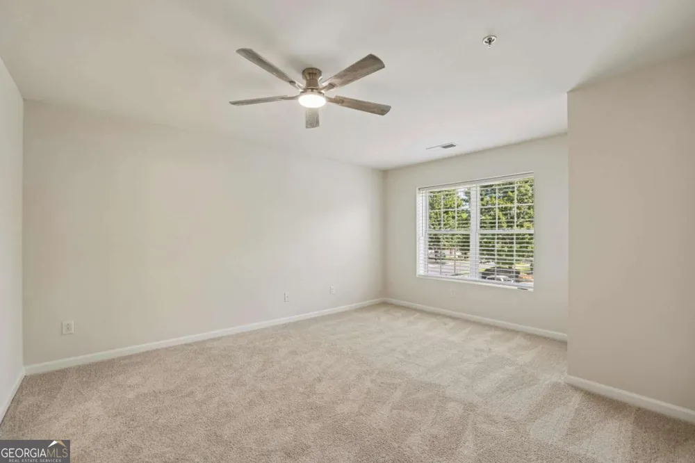 332 Azalea CIR Cumming, GA 30040