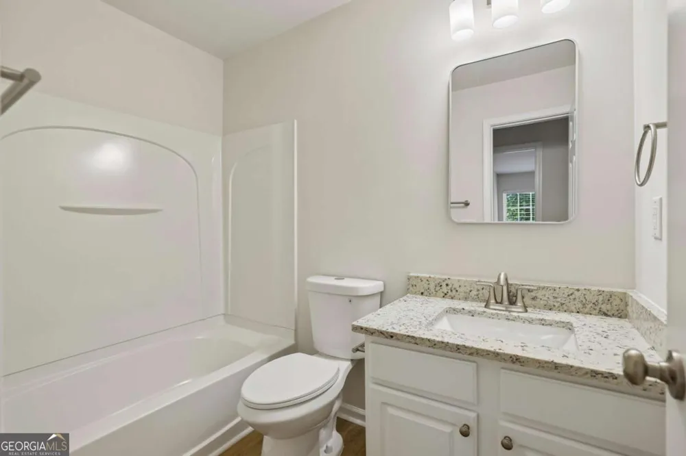 332 Azalea CIR Cumming, GA 30040