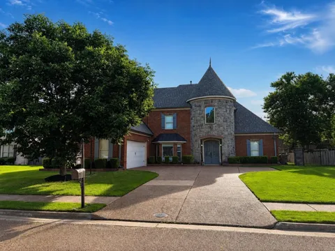 2339 MEVERETT LN