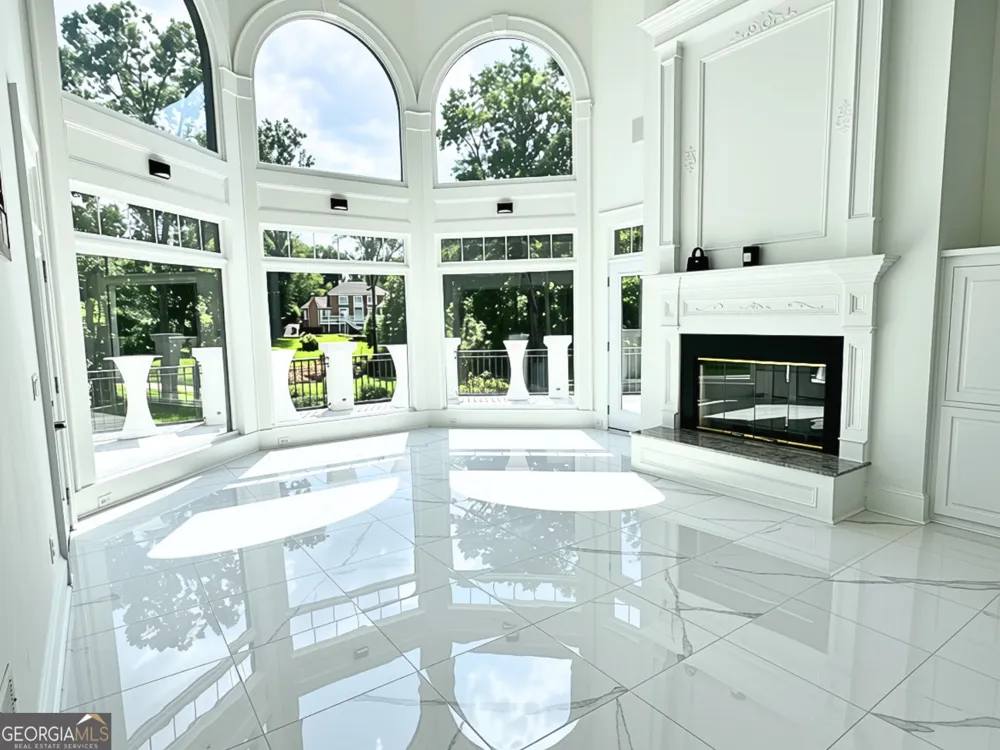 302 Shadow GLN McDonough, GA 30253